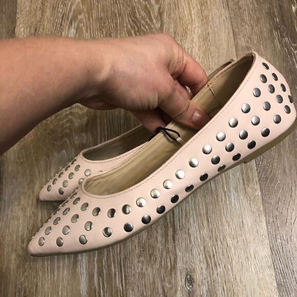 Rue 21 wild diva blush pink studded pointed toe ballet flats womens shoes 6 New - Picture 2 of 8